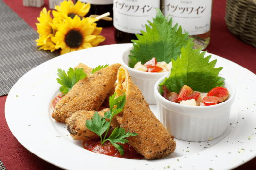 白馬五竜ペンションくるみ １泊２食付スタンダード☆シェフ自慢の伊仏創作料理＆スイーツを満喫♪《DP》