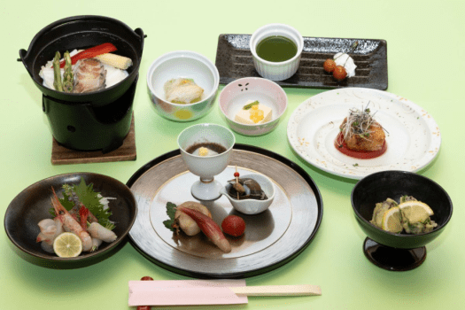 湯野浜温泉　龍の湯 DP 航空券付宿泊プラン【2食付】夏の緑と温泉に包まれる湯ごもり旅♪会席「潮彩」、朝食は和洋バイキング