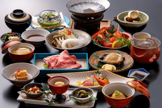 粟津温泉　法師 【鮑の踊り焼き付】＜お料理グレードアップ＞北陸の海・山の幸を楽しむ遊仙会席・食事処