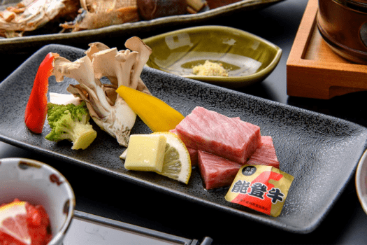 粟津温泉 法師 《能登牛×のど黒会席》北陸が誇る人気の食材を堪能する極上会席・食事処/11時アウト
