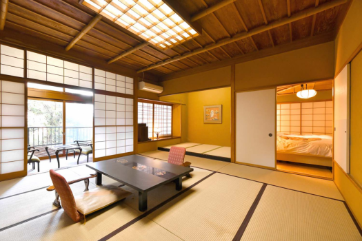 粟津温泉　法師 庭園棟【春の館・和洋室】庭園を臨めるお部屋・12.5帖+ツイン