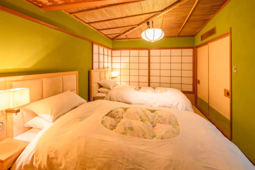 粟津温泉　法師 【春の館・和洋室】12.5帖和室+ツインベッドルーム