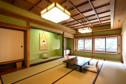 粟津温泉　法師 登録文化財棟【新春の館・和洋室】庭園を臨む12帖和室+ツイン