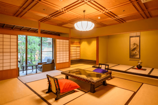 粟津温泉　法師 源泉かけ流し半露天風呂付【秋の館・特別室／蓬莱の間】