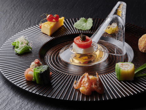 旅荘 海の蝶 【エコノミー】1人に伊勢海老半身付き♪伊勢志摩の旬の味覚に舌鼓