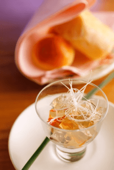 露天風呂のオーベルジュ つつじとかえで ダイナミックパック＊＊ツインの贅沢セミダブルベッド♪蓼科三室源泉の温泉で癒し～★本館　テラス付きNEW洋室★