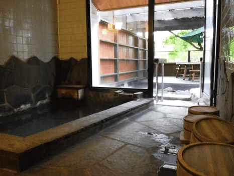 露天風呂のオーベルジュ つつじとかえで ﾀﾞｲﾅﾐｯｸﾊﾟｯｸ＊＊New部屋タイプ～本館の贅沢部屋 ＜テラス付き洋間＞快適時間を広々満喫♪　　　　　　　　　　　　　　　　　　　　セミダブルで心地よい眠りを叶える、ツインステイ★蓼科温泉の湯けむり～