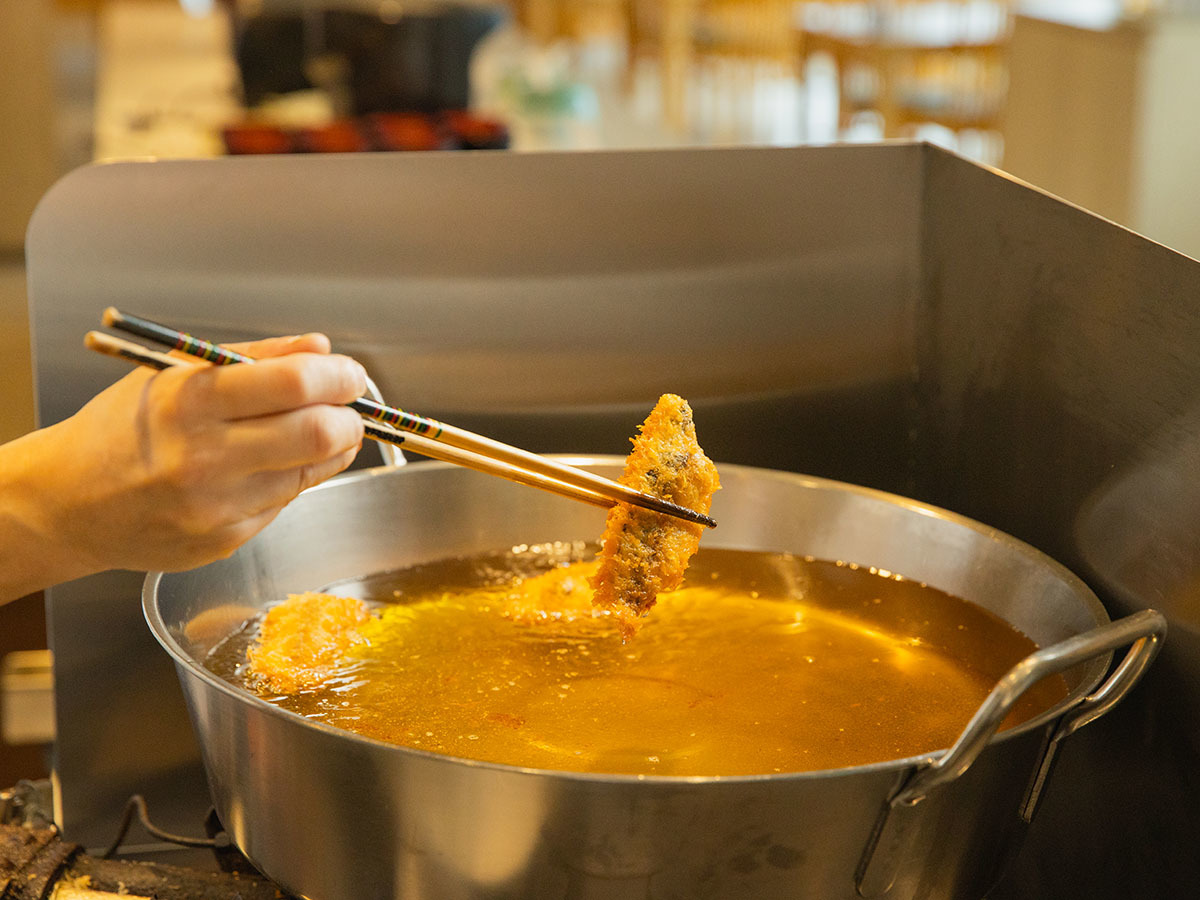 赤沢温泉ホテル 【朝食付】家族で楽しむ「40種類以上の和洋バイキング」プレイランド&9種の温浴施設も自由に利用可!