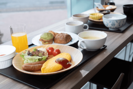 ホテル紅や DP【スタンダード/和食】売店利用券1,000円&美術館チケット付!季節の和会席と絶景温泉で過ごす諏訪旅