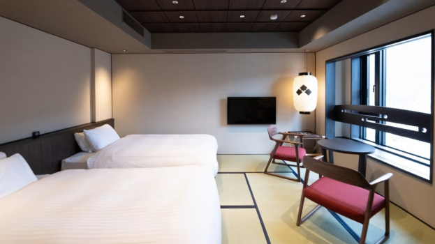 ホテル紅や 2025年3月22日リニューアル《街側客室》コンセプトルーム「歴史の間」