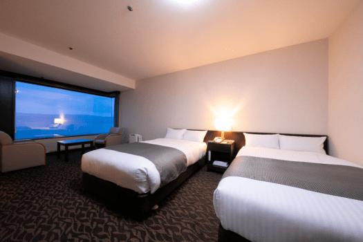 ホテル紅や 《本館湖側》【トップフロア】ツイン『湖陽』