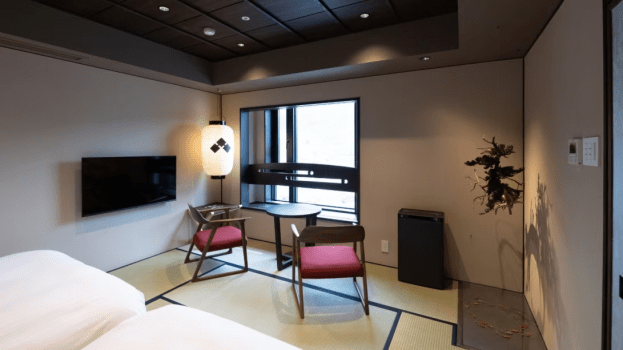 ホテル紅や 2025年3月リニューアル《街側客室》コンセプトルーム「歴史の間」