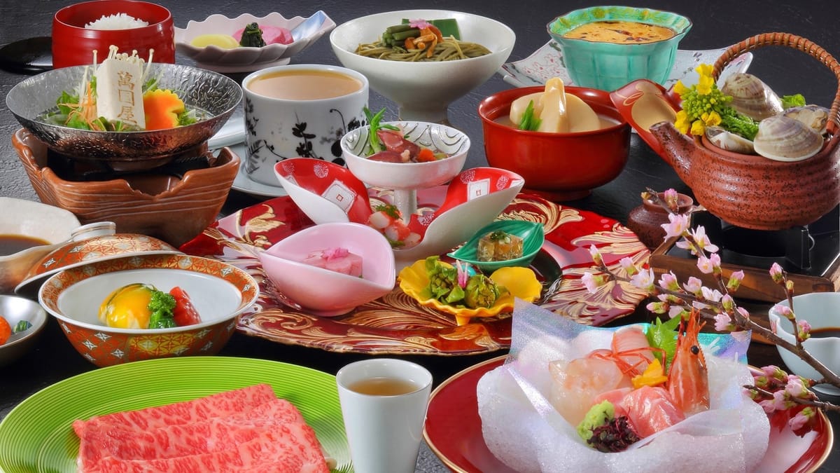 あつみ温泉・萬国屋 【加茂水族館チケット付】当館から車で30分■世界に誇るクラゲ水族館のチケット付きで入館ラクラク