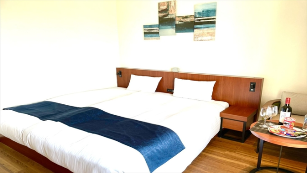 ザグランドホテルギノワン 【最上階クラブフロア】デラックスハリウッドツインルーム2台繋げて広々1つのベットに!オーシャンビュー