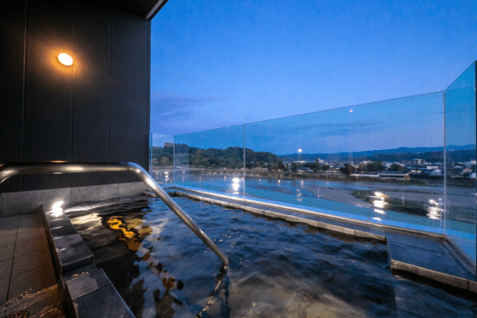 人吉温泉 鍋屋 【フレンチディナー『三日月』】黒樺牛のフィレをメインとした上位コース全10品《レイトチェックアウト》