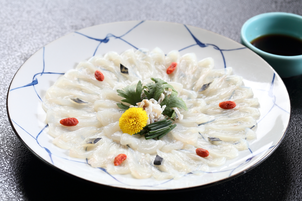 満天ノ 辻のや 【ふぐ三昧】ふぐの旨みとコクを満喫！たっぷりコラーゲンで美容にもうれしい＜フグ×河豚会席＞