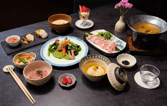 旅庵川喜 【朝夕2食付】信州野菜＋信州ブランド豚のしゃぶしゃぶ〜体がととのう癒やしの古民家温泉ステイ（２食付）