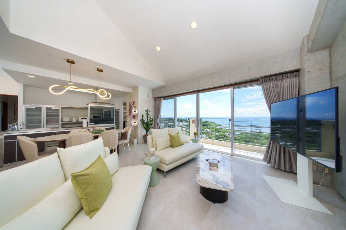 クリスタル別荘南城  オリーブ　L棟