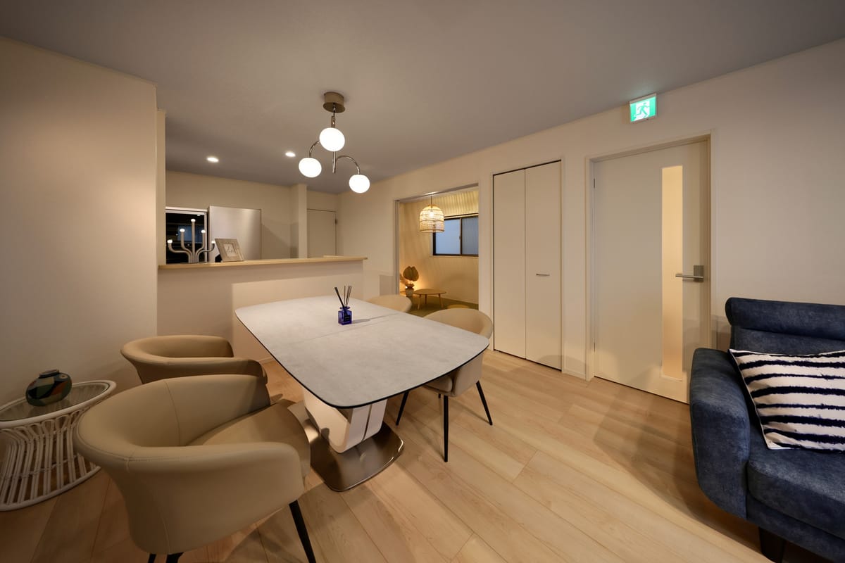 クリスタル別荘南城  空音　H棟