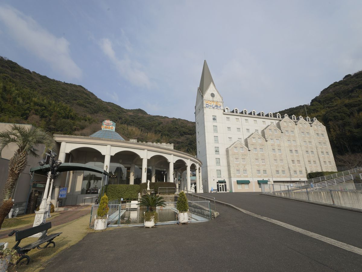 ホテルローレライ 【素泊まり】JRハウステンボス駅の目の前徒歩1分!アクセス抜群!天然温泉も完備