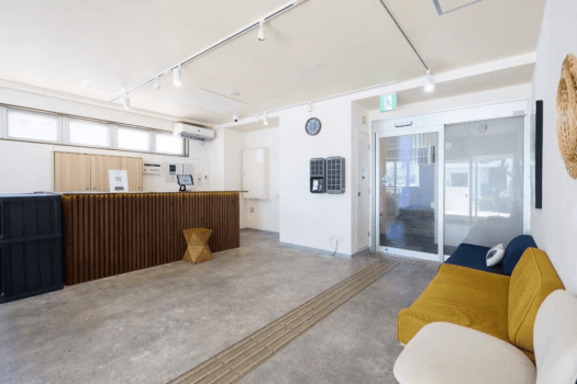New Normal Hotel in NAHA WAKASA 【スタンダードプラン】非接触型新ホテル・50インチ大型テレビ・洗濯機・レンジ♪