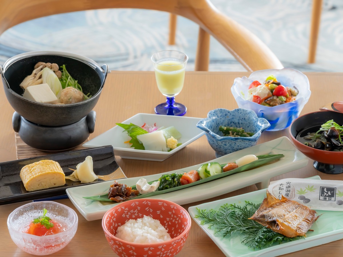 皆生つるや 【山陰の高級食材厳選☆特選会席】季節の贅沢至高料理に舌鼓！鮑ステーキ・のどぐろ・県産和牛など