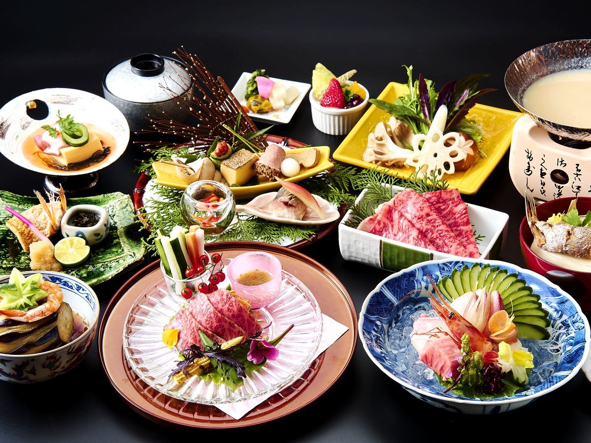 加賀山代温泉 みどりの宿 萬松閣 【美食デュエット会席】「高級魚のど黒と、和牛ロースト」★四季の前菜や造りを肴にオトナの舌で味わう