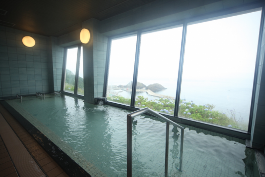 龍飛崎温泉　ホテル竜飛 【期間限定プラン】つがる豚の陶板焼～お気軽御膳★お食事少な目でOKな方へ★2食付き
