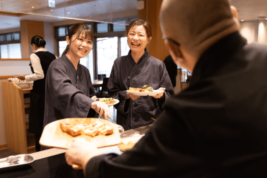 あわら温泉 清風荘 【1泊2食付】≪茹で蟹足食べ放題≫旬の食材で彩る清風荘自慢の劇場型ビュッフェ≪飲み放題付≫