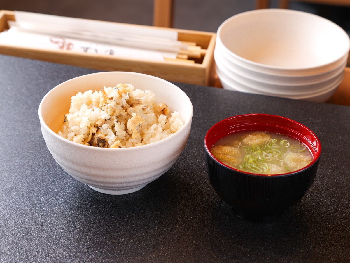 アパホテル〈松山市駅前〉 【朝食付き】松山鯛めしをはじめ、愛媛の郷土料理や地元の味覚を取り入れた「愛媛の朝ごはん」！！